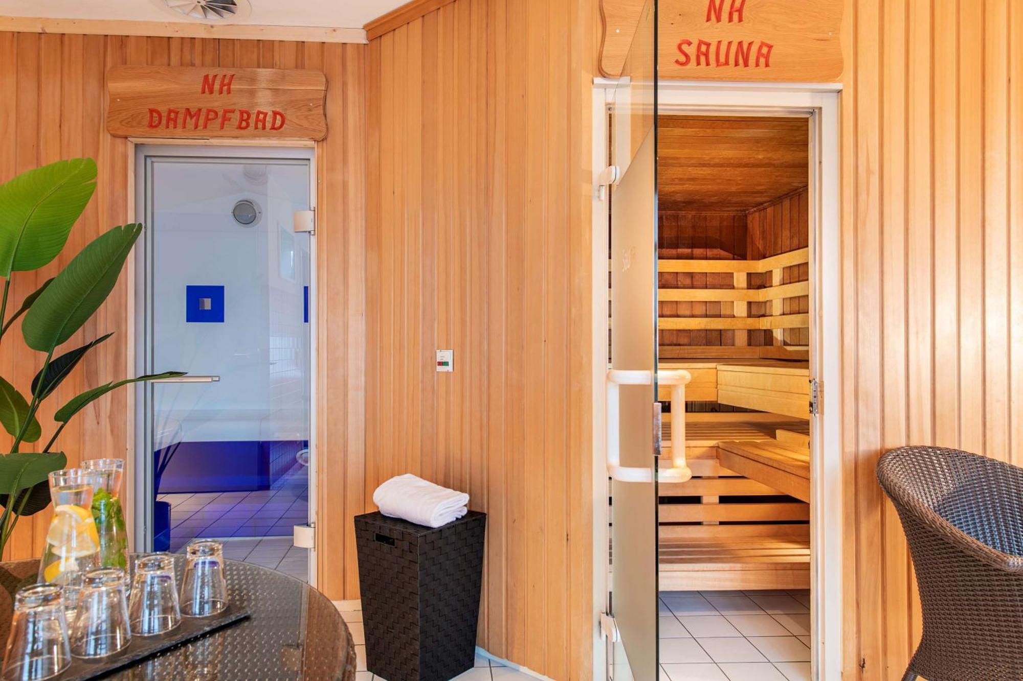 Nh Hamburg Altona Hotel Exterior photo